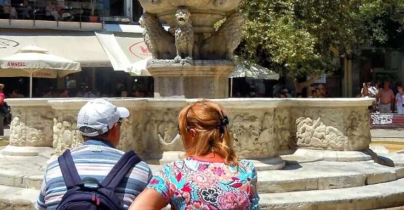 Heraklion: Private Zorba Treasure Hunt With Food Stops - Key Points