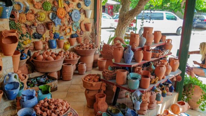 Heraklion: Rethymno and Western Crete Highlights Day Trip - Admiring Kournas Lake