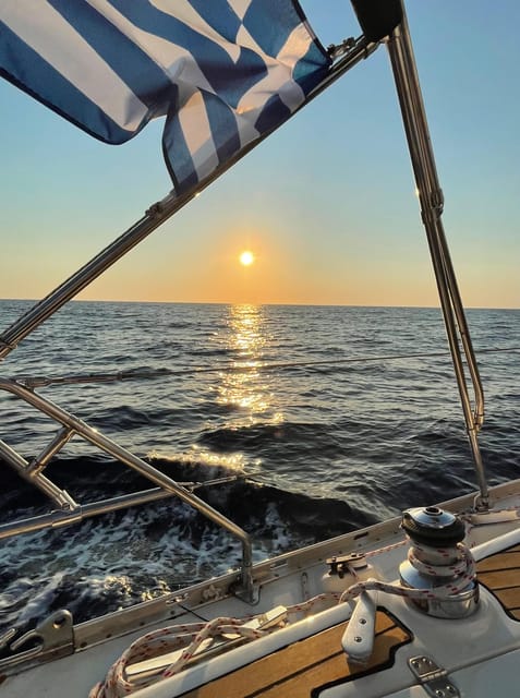 Heraklion: Sailing Cruise to Dia Island With Drinks and Meal - Departure and Arrival Locations