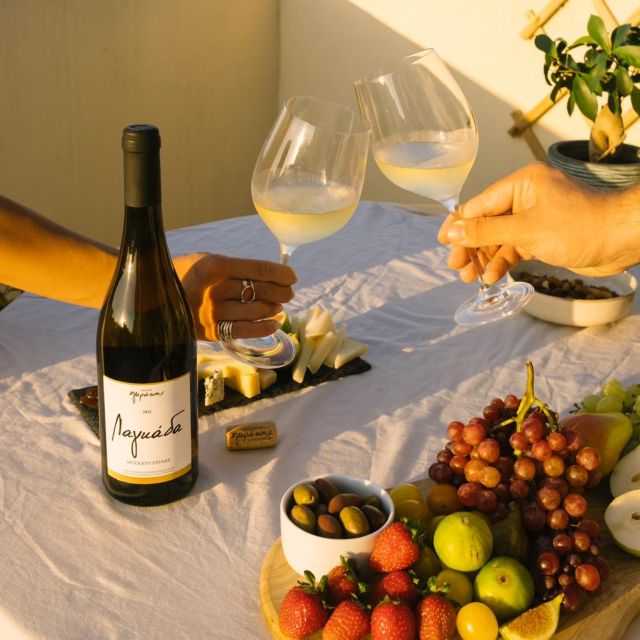 Heraklion: Walking City Tour & Wine Tasting - Guided Wine Tasting Session