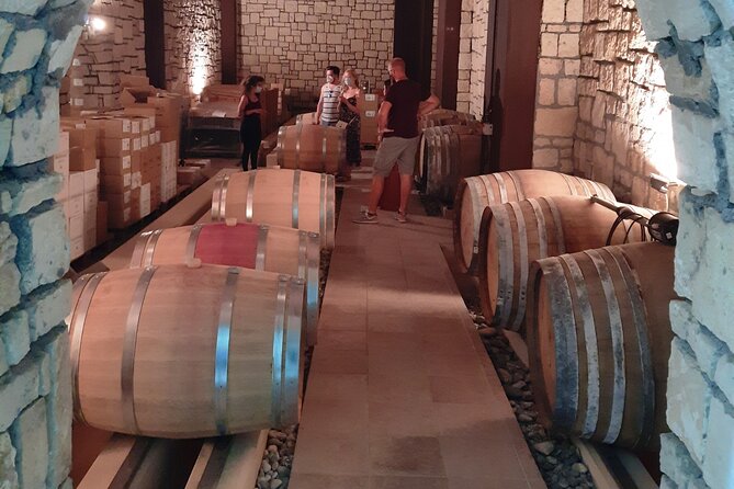 Heraklion Wine Tour & Cretan Meze Lunch - Taking in Cretan Gastronomic Delights