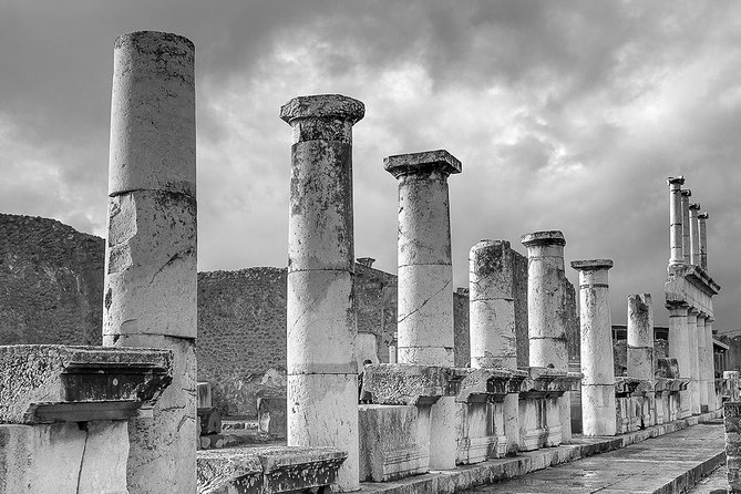 Herculaneum Drive With Guide From Naples - Expert Guide and Historical Insights