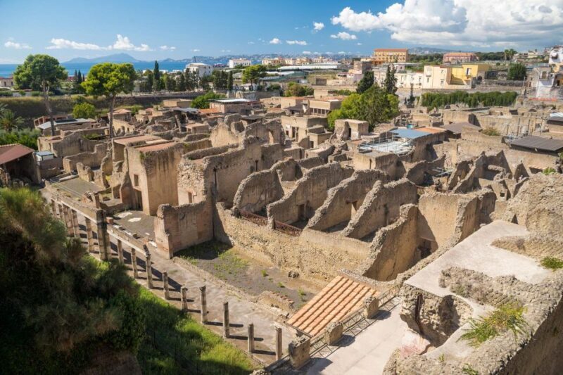 Herculaneum: Skip-The-Line Entry Ticket With Audio Guide - Audio Guide Features