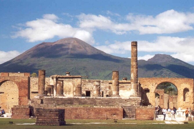 Herculaneum Skip-The-Line Experience With Easy Lunch Included - Meeting Point and Transportation