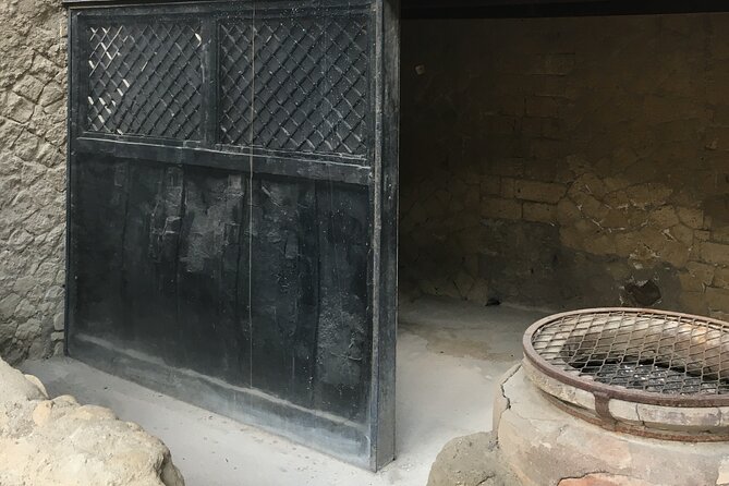 Herculaneum With an Archaeologist, the Original !!!! - Customer Reviews