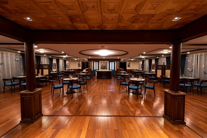 Heritage Binh Chuan 2 Days 1 Night Discovery in Lan Ha Bay - Onboard Entertainment and Services