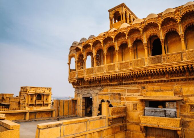Heritage & Cultural Trails of Jaisalmer- Guided Walking Tour - Exploring Gadisar Lake