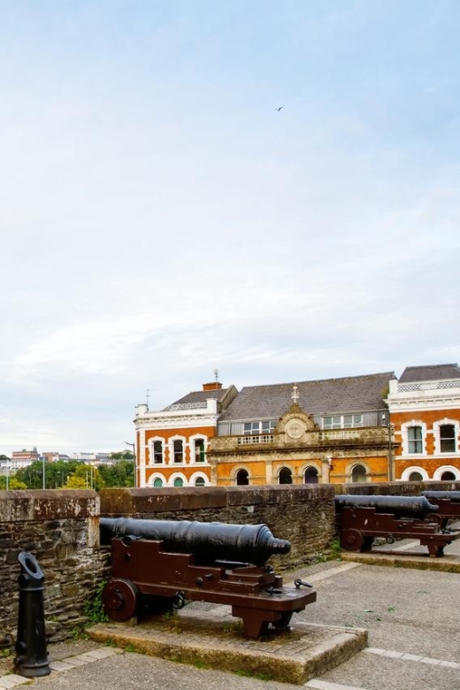 Heritage & Stories: Comprehensive Derry Private Walking Tour - Captivating Tales of Derrys Sieges