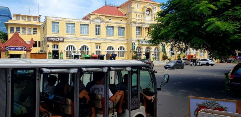 Heritage Tour of Phnom Penh in Electric Bus - Experience and Features