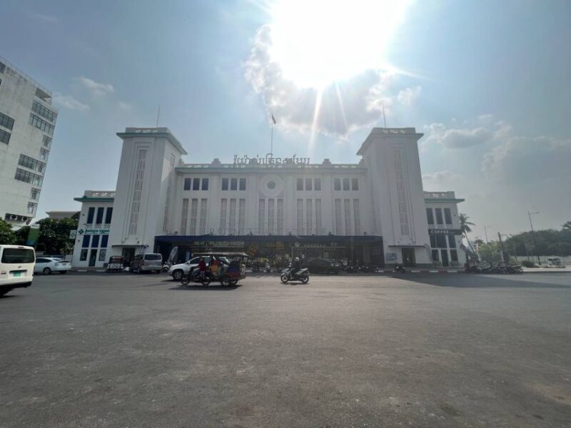Heritage Tour of Phnom Penh in Electric Bus - Traveler Reviews and Feedback