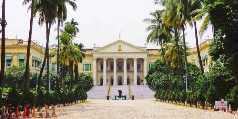 Heritage Walking Tour With Victoria Memorial Hall - Key Points