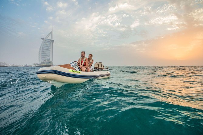 Hero Boat Tours - Group Size and Duration