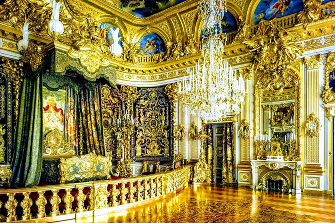 Herrenchiemsee Palace EXCLUSIVE Lake Chiemsee Tour With Salzburg or EAGLES NEST From Munich - Scenic Routes and Guided Tours