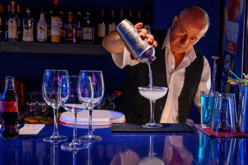 Hersonissos: Alar Spectacular Dinner Show - Show Duration and Accessibility