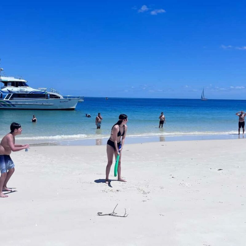 Hervey Bay: Aqua Oasis Cruise - Discovering the Hervey Bay Aqua Oasis Cruise