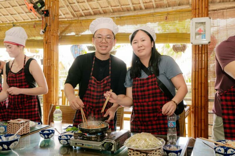 Hi An: Cooking Class, Market Visit, and Coconut Basket Boat - What We Love and Consider