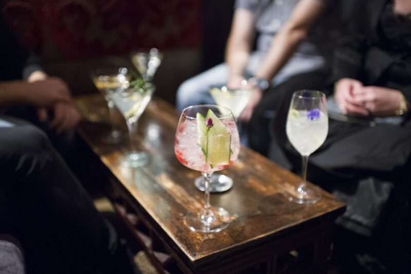 Hidden Bar Tour - Meeting Point