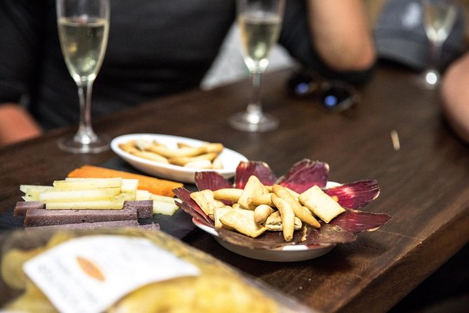 Hidden Bars & Authentic Tapas Journey - Positive Guest Reviews