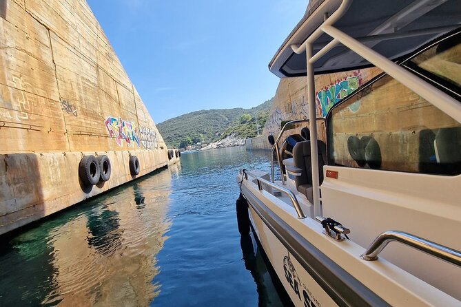 Hidden Bays and Tunnels of Brač Island Private Boat Adventure - Exploring Hidden Bays