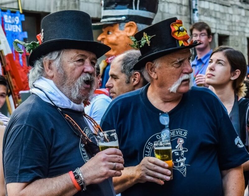 Hidden Beer Secrets of Old Town Brussels Tour & Tasting - Experience Highlights