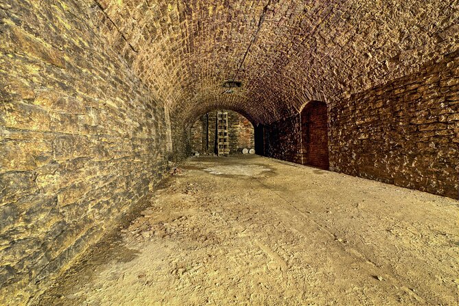 Hidden Brewery Caverns Tour in Cincinnati With Beer Tasting - Tour Highlights