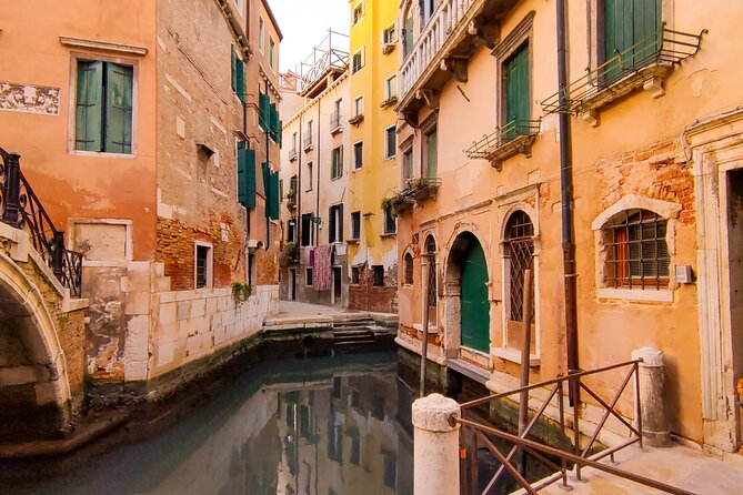 Hidden Corners: Rialto With All Senses - Meeting and End Point