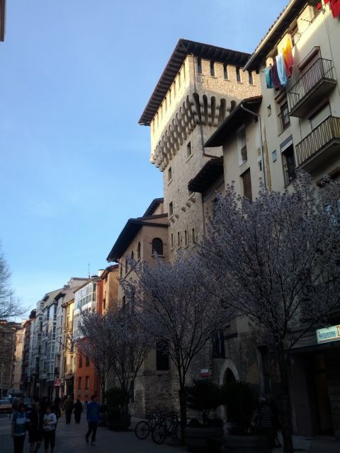 Hidden Gem of the Basque Country: Vitoria Walking Tour - Highlights of the Tour
