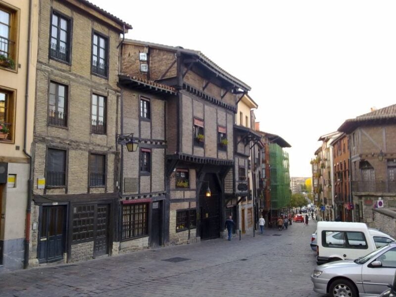 Hidden Gem of the Basque Country: Vitoria Walking Tour - Tour Route and Stops