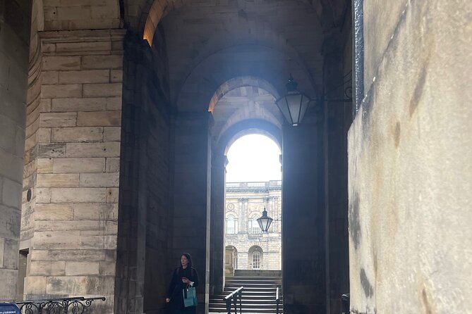 Hidden Gems of Edinburgh Tour - Exploring Edinburghs Hidden Gems