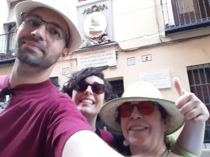 Hidden Gems of Madrid Outdoor Escape Game: Don Quixote - Frequently Asked Questions