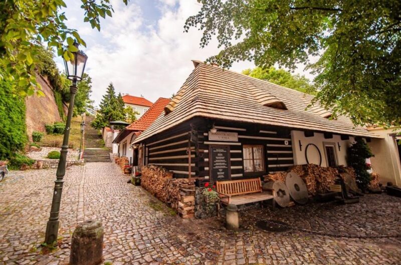 Hidden Gems of Prague - Key Points