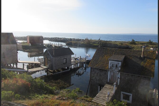 Hidden Gems Tour Lunenburg - Group Size and Booking Confirmation