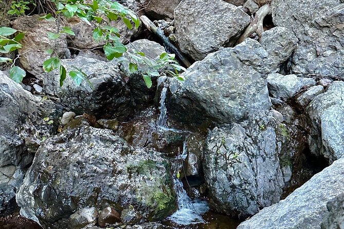 Hidden Grotto & Waterfall Electric MTB & Hiking Adventure Malibu - Exploring the Hidden Grotto