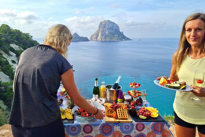 Hidden Ibiza Yoga & Brunch - Capturing Memories of the Day
