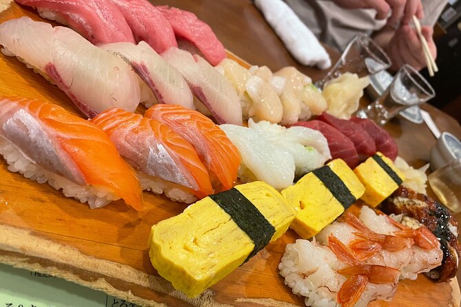 Hidden Local Tokyo Night: Sushi, Sake and Karaoke Tour - Experiencing Local Nightlife