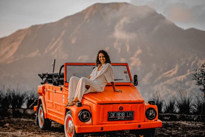 Hidden Paradise In Vintage Volkswagen - Pickup and Drop-off Locations