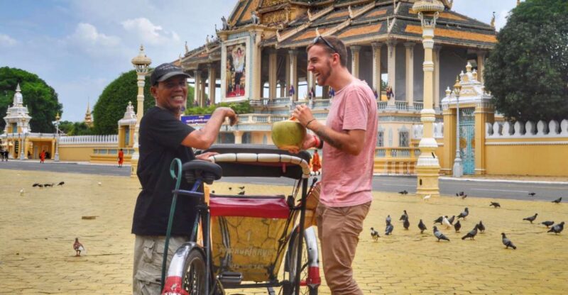 Hidden Phnom Penh City Guided Tour, Royal Palace, Wat Phnom - Good To Know