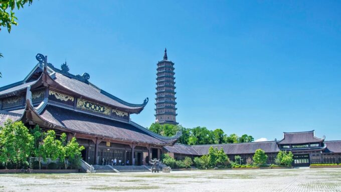 Hidden Trip to Bai Dinh Pagoda- Van Long or Thien Ha Grotto - Thien Ha Grotto Adventure
