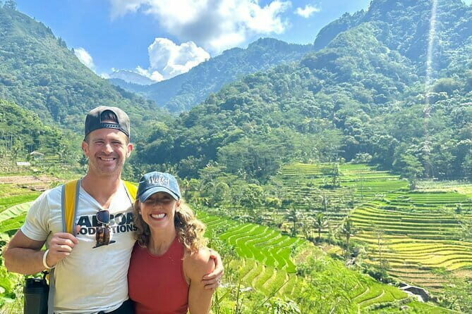 Hidden Waterfall & Selogriyo Rice Terraces Trek from Yogyakarta - Key Points
