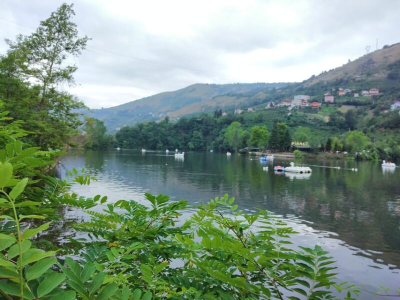 Hıdırnebi: Çal Cave, Hıdırnebi Plateau, and Sera Lake Tour - Boat Rentals and Sightseeing