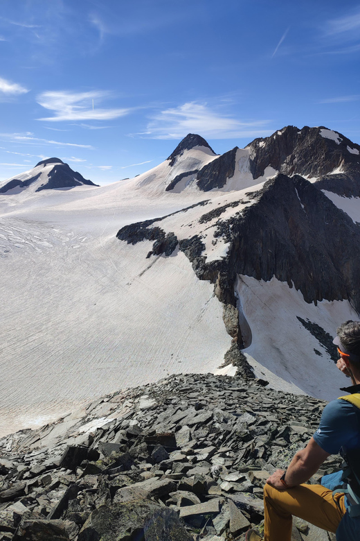 High-Alpine Tour to Zuckerhütl - Top of Stubai 3,507 M - Experience Highlights