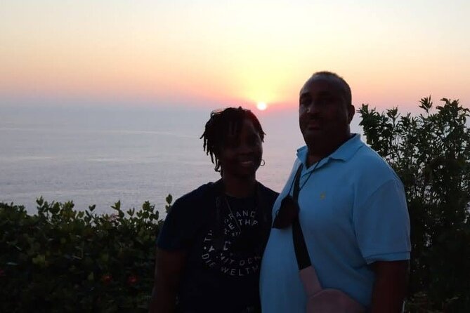 High Divers Deluxe Three Course Dinner + Two Drinks Plus SUNSET - Additional Tips and Considerations