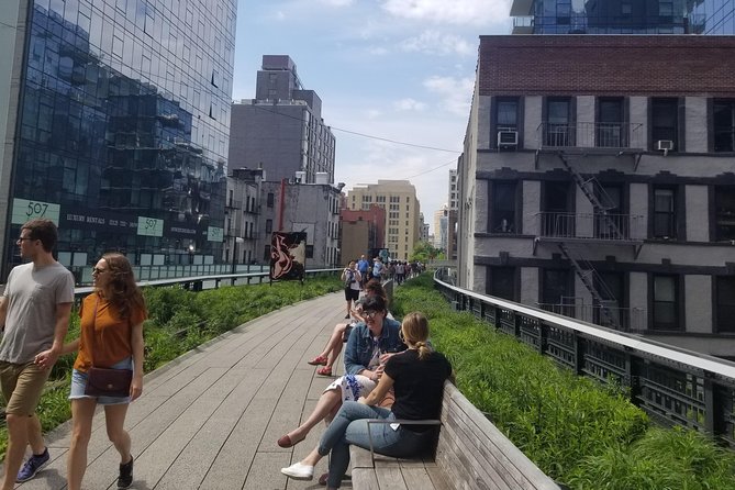 High Line & Hudson Yards Small Group Walking Tour - Highlights of the High Line