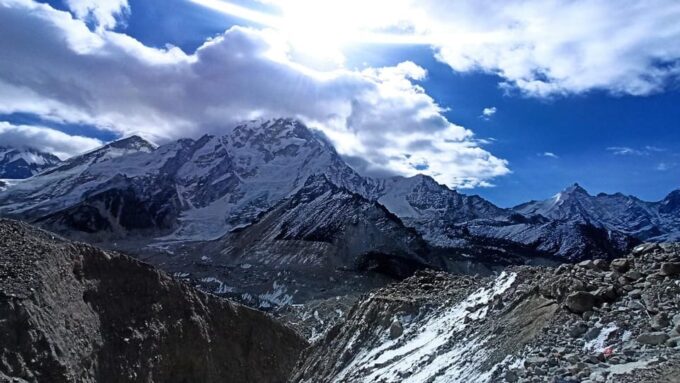High Passes, Higher Dreams: 15-Day Everest Trek - Accommodation and Dining