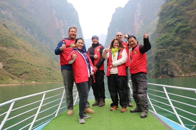 High Quality Motorcycle Dirt Bike 3 Days Tour + Private Room - Group Size and Duration