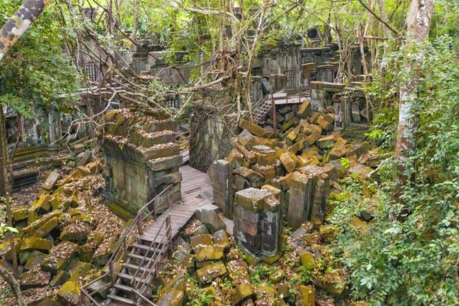 Highlight Angkor Wat Sunset Tour Small Group From Siem Reap - Accessibility