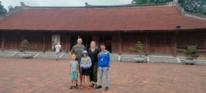 Highlight Hanoi City Tour With Train Street. - Tran Quoc Pagoda and West Lake