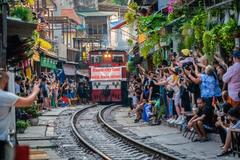 Highlight Hanoi City Tour With Train Street. - Key Points