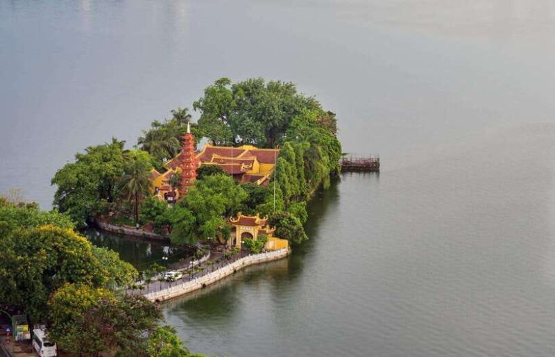 Highlight of Ha Noi City Tour Half-day - One Pillar Pagoda