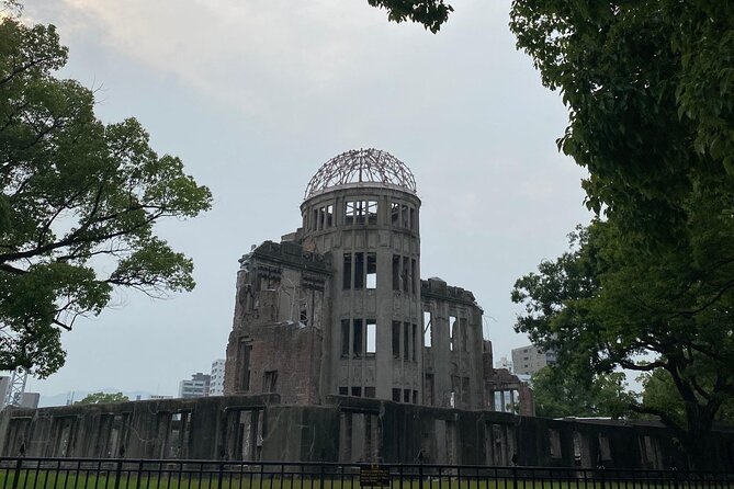 Highlight of Hiroshima With Licensed Guide (6h) - Enjoying Scenic Miyajima Island